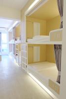 About A Bed Hostel Chiangmaiにあるベッド