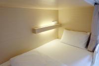 About A Bed Hostel Chiangmaiにあるベッド