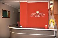 Hotel San Marinoに飾ってある許可証、賞状、看板またはその他の書類
