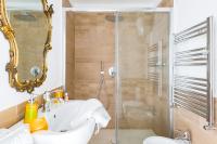 A bathroom at Guest House Poerio88