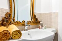 A bathroom at Guest House Poerio88
