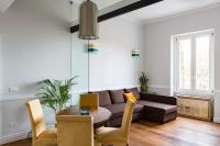 A seating area at Guest House Poerio88