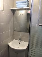 Kúpeľňa v ubytovaní Apartment Kumicic - 3 Bedrooms