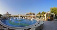 Bazén v ubytovaní Marina Frapa Resort Rogoznica alebo v jeho blízkosti