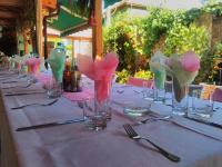 Gelov Hotel italokat is kínál