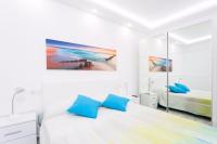 A bed or beds in a room at 1107 SEA VIEW PLAYA Las AMERICAS and SWIMMING POOL