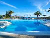 Bazén v ubytovaní Eleftheria Hotel alebo v jeho blízkosti