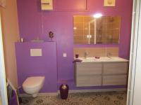 A bathroom at Fermette dans les pays de la Loire