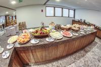 Jídlo v hotelu nebo okolí