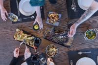 Mad på hotellet eller i nærheden