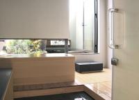 hotel kanra kyotoにあるテレビまたはエンターテインメントセンター