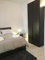 A bed or beds in a room at B&B CultRoma Roof Garden