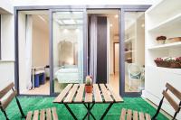 A seating area at Setefilla Deluxe Suite by Valcambre