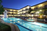 Bazén v ubytovaní Almyrida Resort alebo v jeho blízkosti
