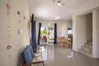 Posezení v ubytování Protaras Galleria Sunset Villa