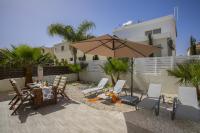 Posezení v ubytování Protaras Galleria Sunset Villa
