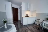 Kuchnia lub aneks kuchenny w obiekcie Apartamenty Królewska Kwatera