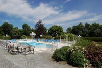 The swimming pool at or close to Hotel Spa La Malouini&egrave;re Des Longchamps - Saint-Malo