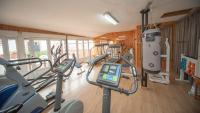 The fitness centre and/or fitness facilities at Hotel Mur
