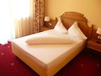 Posteľ alebo postele v izbe v ubytovaní Hotel Gasthof Brücke