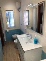 A bathroom at B&B ABRUZZO