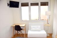 A television and/or entertainment centre at Maite Urban Dreams