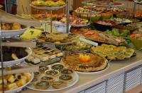 Jídlo v hotelu nebo okolí