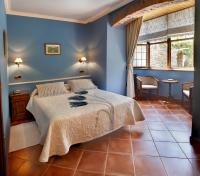 Postel nebo postele na pokoji v ubytování Hotel Villa de Luarca