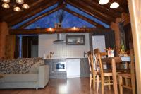 Kuchyň nebo kuchyňský kout v ubytování Apartamentos La Era