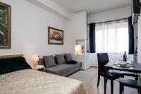 A seating area at Dreamsrome Lux