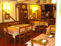 Restaurace v ubytování El Balcón de Mogarraz