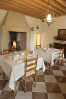 Posedenie v ubytovaní Villa Busta Hotel