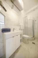 Kúpeľňa v ubytovaní Sea View Studio Apartment