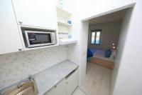 Kuchyňa alebo kuchynka v ubytovaní Sea View Studio Apartment