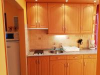 Kuchyňa alebo kuchynka v ubytovaní Balaton Beach Apartman