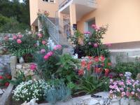 Zahrada ubytování Apartmani J&P