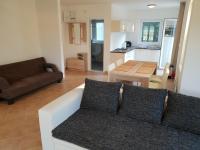 Kuchyňa alebo kuchynka v ubytovaní Apartments Villa Maslinica