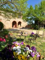 Vonkajšia záhrada v ubytovaní Agriturismo La Roverella