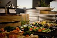 Jídlo v aparthotelu nebo okolí