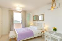 Posteľ alebo postele v izbe v ubytovaní Dubrovnik Colors - Old Town View Apartment No3