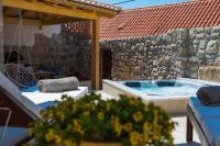 Bazén v ubytovaní Vacation house Pietra alebo v jeho blízkosti