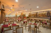 Restaurace v ubytování Side Aquamarin Resort & Spa