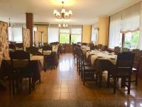 A restaurant or other place to eat at Hotel Rural Nova Ruta