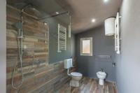 A bathroom at VILLA GIUMMARITO B&B