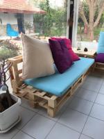 Posezení v ubytování Cirali Friends Pension&Camping