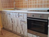 Kuchyňa alebo kuchynka v ubytovaní Apartments Brižić