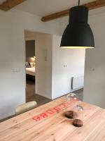 Postel nebo postele na pokoji v ubytování Old Town Luxury Apartment Akureyri