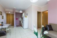 Kuchyňa alebo kuchynka v ubytovaní Cozy Guest House