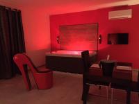 Gallery image of La Paillote Exotique Spa in Beaucaire