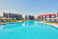 Bazén v ubytovaní All Senses Nautica Blue Exclusive Resort & Spa - All Inclusive alebo v jeho blízkosti